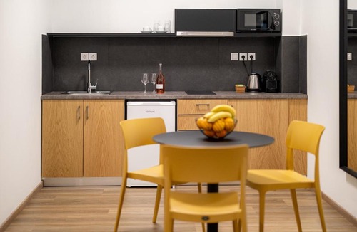 Nea Smirni Apartment | Earos Urban Living