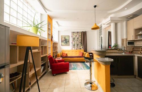 Kolovicë Apartment | Easy Stay Apartments