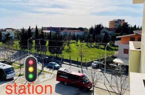 Mbrostar-Urë Condo | EasyTrip Family 2+1 Apartmt City Center 417G