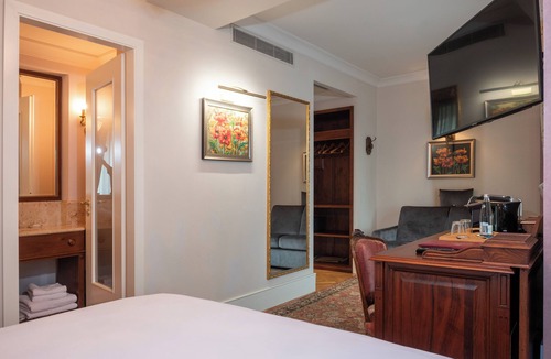 Tirana Hotel | Ebel Boutique Hotel