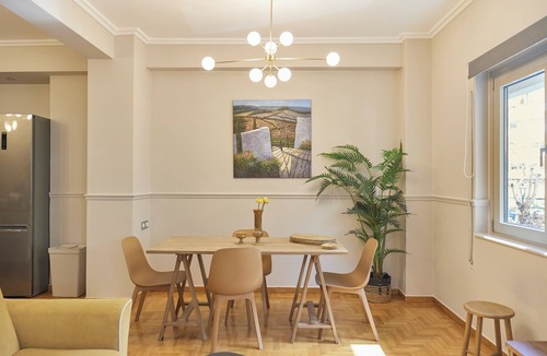 Ilisia Apartment | Eclectic central 3suites apartment