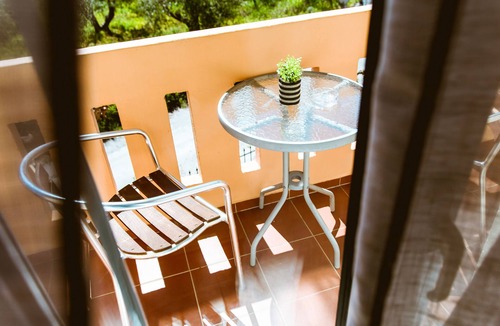 Kalyves Apartment | Economy apartment with swimming pool