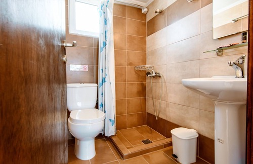 Kalyves Apartment | Economy apartment with swimming pool