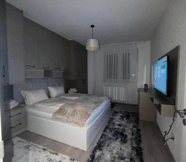Mitrovicë Apartment | Eda's Home