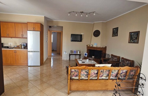 Zola Apartment | Effie's Escape Spacious House in Zola
