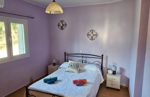 Argostoli Apartment | Effie's Escape Spacious country house