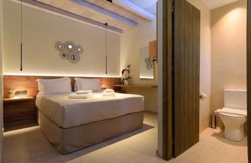 Plakalona House | Effrosini Traditional Home