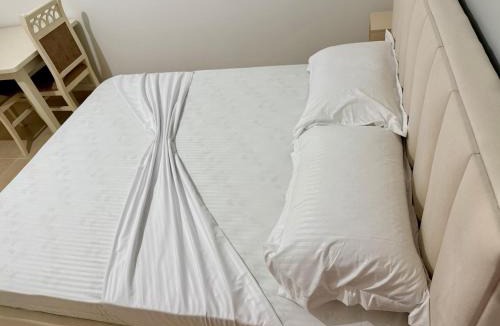 Shengjin Apartment | EG Beach Apartments 104B