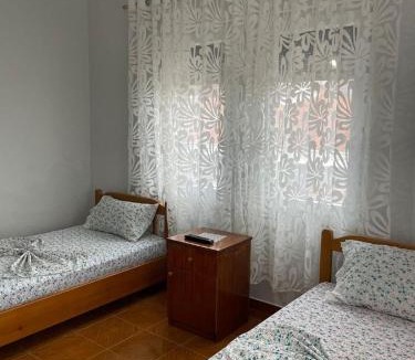 Piskupat House | Eiffel's Guest House