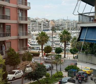 Pasalimani Apartment | Eintou - Pasalimani Marina Views Piraeus