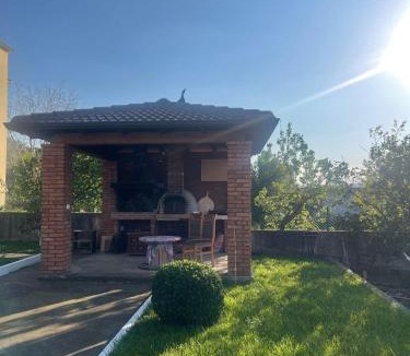 Sakës Cabin | Ejlli Villa