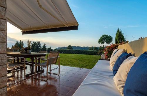 Siviri Villa | Elani Hill Villa by Luxlikehome