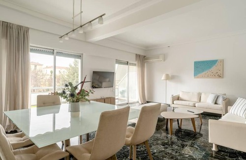 New Kypseli Apartment | Elegant 2BD Evelpidon Apartment