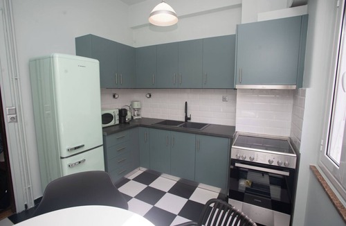 Mousio Apartment | Elegant Apartment Downtown Athens II