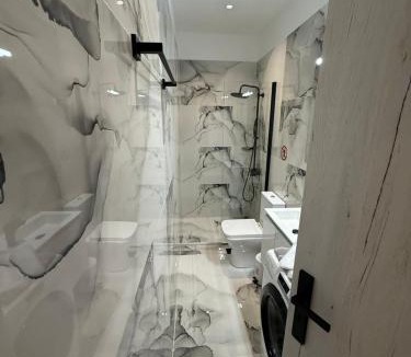 Agios Dimitrios Apartment | Elegant Escapes 6
