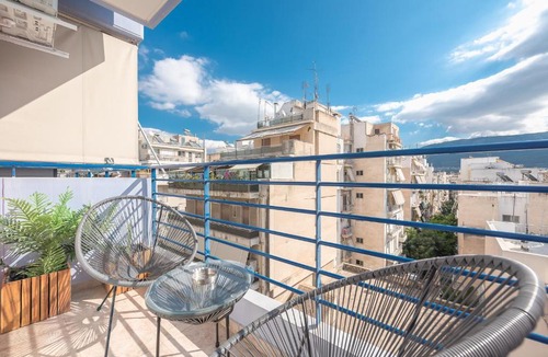 Ampelokipoi Apartment | Elegant Home with Balcony by CloudKeys