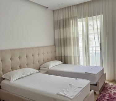 Qender House | Elena Hotel