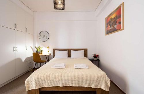 Kalamata Hotel | Elena's Cozy & Central Nest