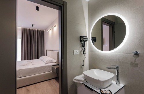 Qender Hotel | Elif Hotel