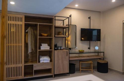 Paralia Kourna Hotel | Eliros Mare Beachfront Poem Hotel
