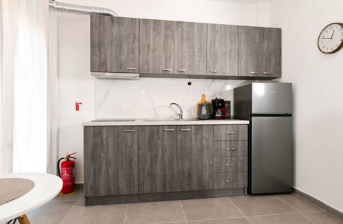 Kallikratia Condo | Elle Suite by RentalsPro - Nea Kallikrateia