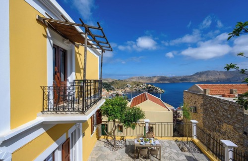 Symi Apartment | Elpidas Apartments in Symi