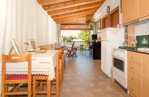 Georgioupolis House | ELVAGO Ideal for a family with 2, 3 or 4 children.