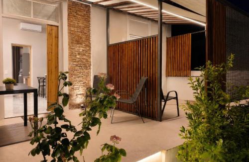 Selinia House | Elvira Boutique Suites - Elegant Studios near the Sea