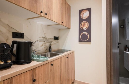 Papagou-Holargos Apartment | Elysian Mary