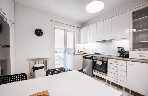 Nea Smirni Apartment | Elysian Smyrni - Marble Elegance Retreat