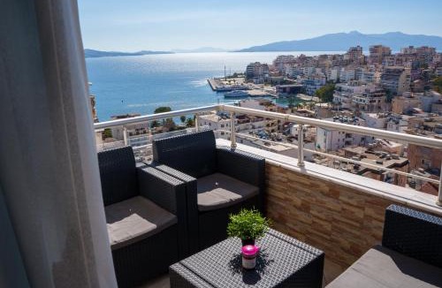 Qender Apartment | emBrace Apartments
