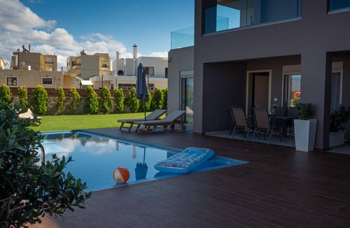 Kissamos Villa | Enali Villas-Mirti Villa