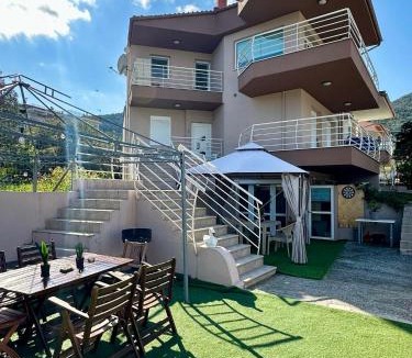 Kavala Villa | Endless Blue Garden Villa