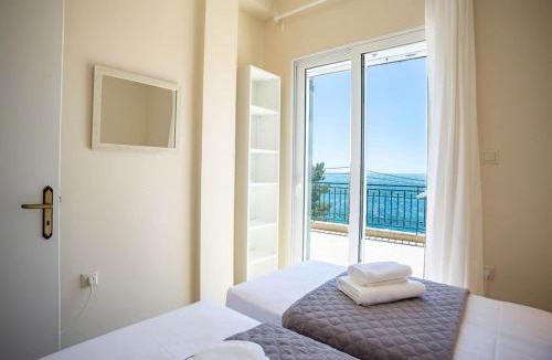 Lassi House | Endless Seaview Villa