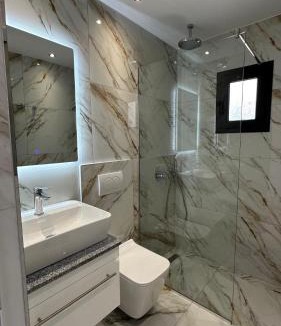 Jala Hotel | Enelia Apartments