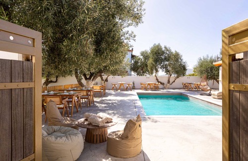Koroni Apartment | Eneos Boutique Residence - Koroni Garden Gem