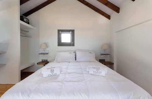 Koroni Bed & Breakfast | Eneos Residence - Koroni Poolside Gem