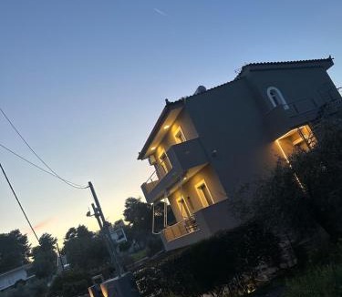 Skala Oropou Apartment | Enjoy A&A