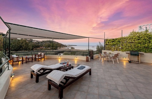 Agios Nikolaos House | Enjoyable 2-bedroom house with ACand bbq beachfront
