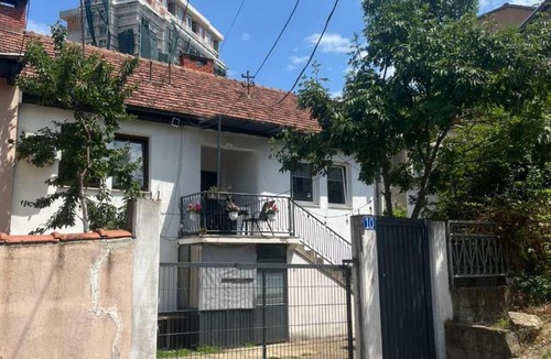 Matiçan House | Entire House on Sunny Hill Prishtina