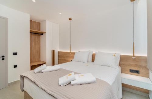 Agios Nikolaos Town Villa | Eos Horizon Suite