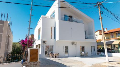 Ksamil Apartment | ERES Villa