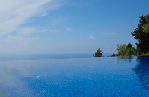 Rantatika Villa | Erimitis View Villa