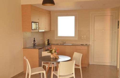 Mithimna Apartment | Eriphilly Studios & Apartments