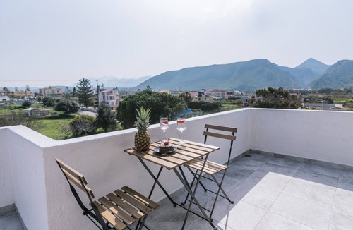Malevizi Apartment | Ermis Luxury Suites & Apartments