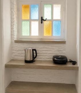 Andros Town Apartment | Est 1852 - Cozy