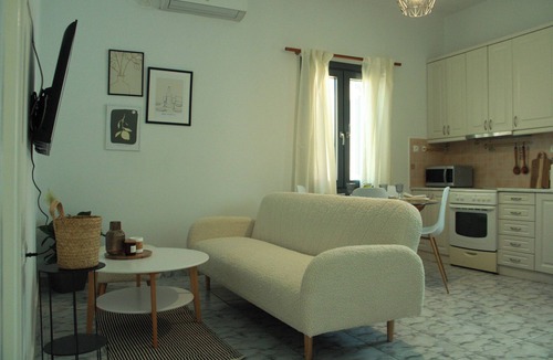 Ermoupoli Apartment | Euphoria Suite : Endless View/stunning two-bedroom pet friendly suite