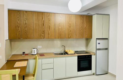 Divjake Apartment | EuroVelo - Entire apartment - City Center