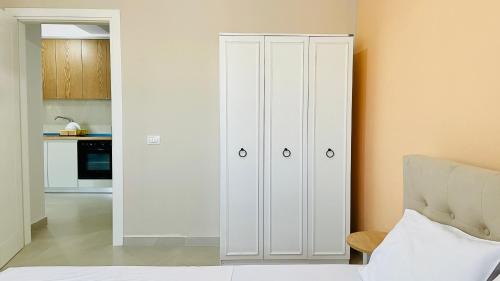 Divjake Apartment | EuroVelo - Entire apartment - City Center