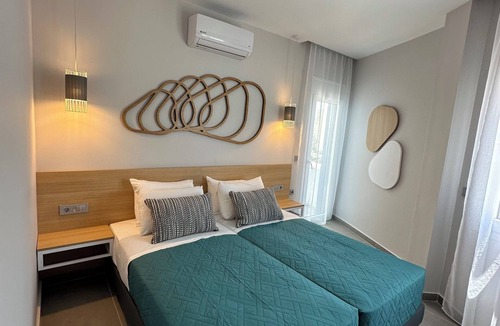 Gouves Hotel | Evdokia Suites